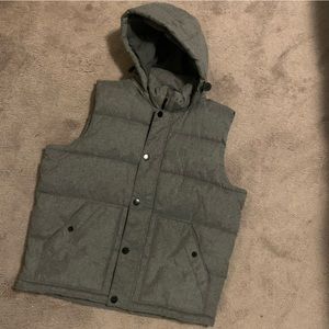 Old Navy Puffer Vest